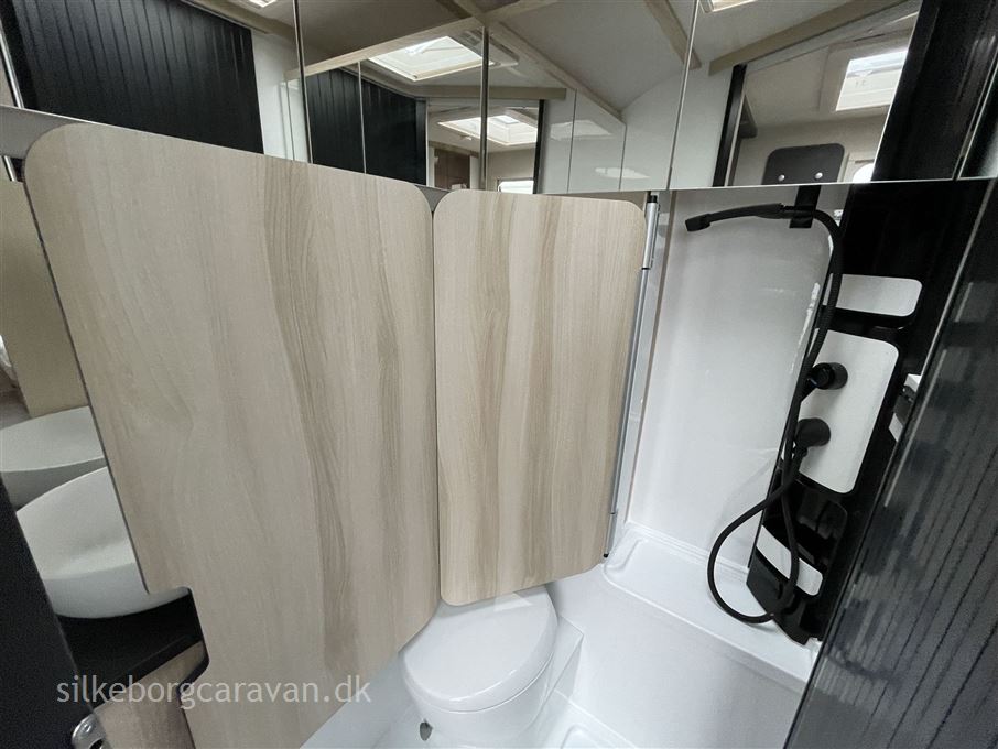 Hobby De Luxe 460 SL DK-Line